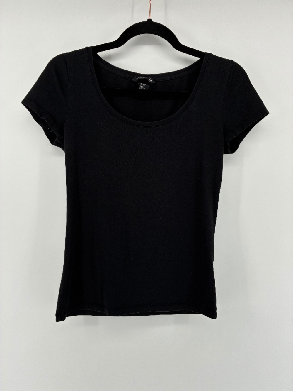 MASSIVE $10 SALE Classic Scoop Neck Black Women's Tee